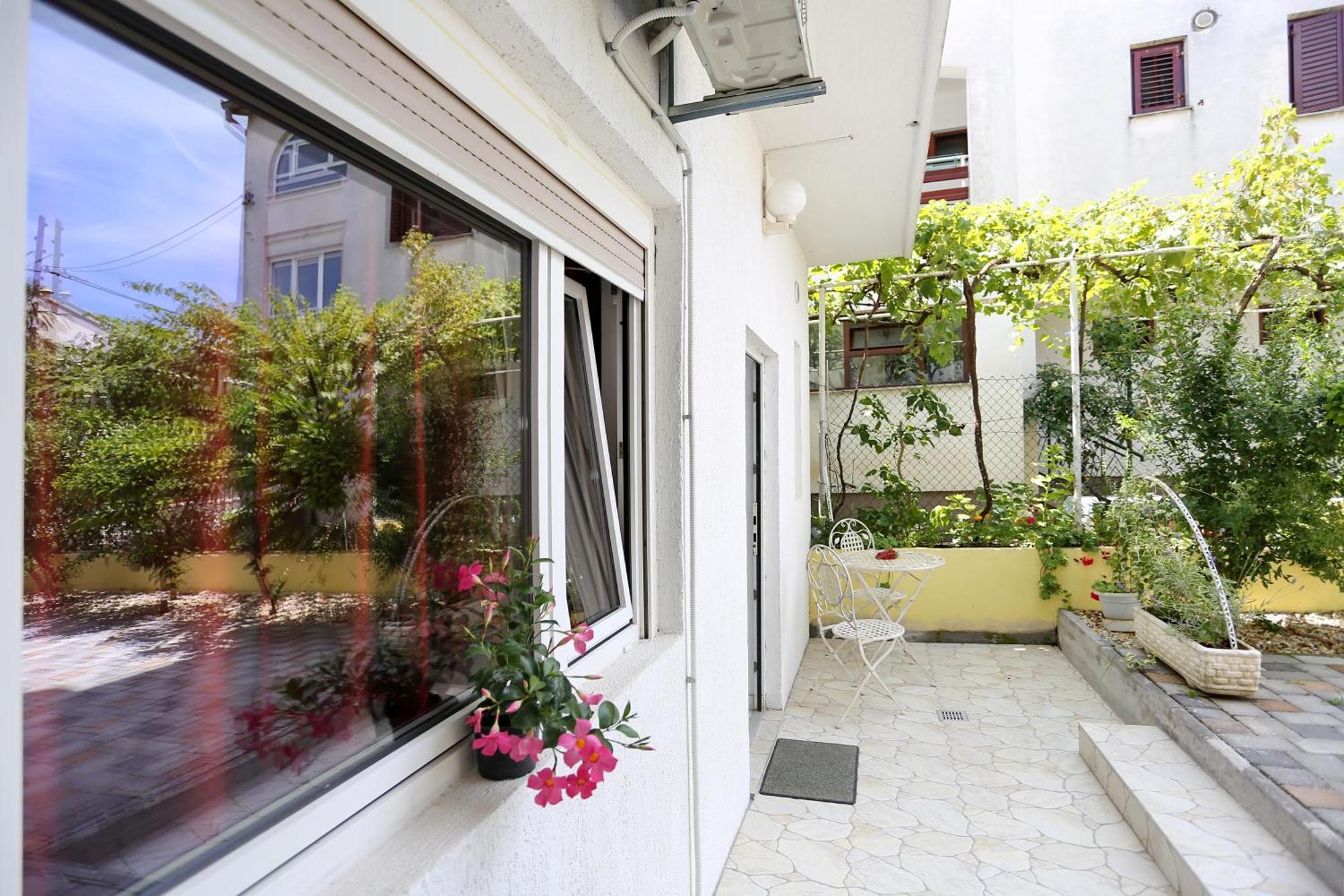 Apartments Maruna Self Check-In Zadar Room photo