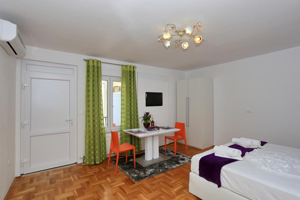 Apartments Maruna Self Check-In Zadar Exterior photo