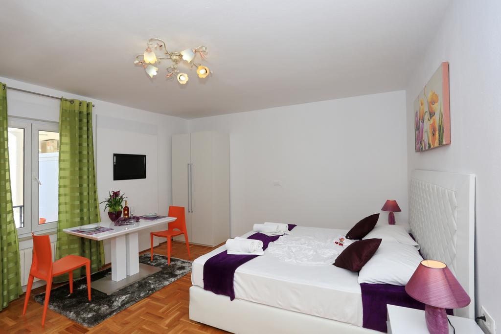 Apartments Maruna Self Check-In Zadar Exterior photo