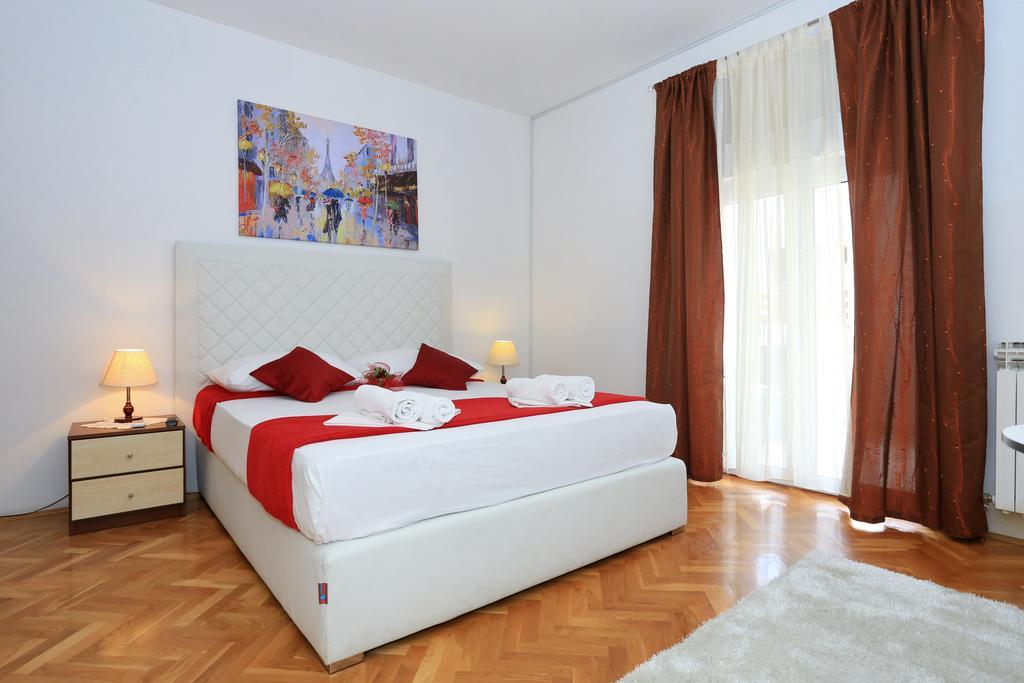 Apartments Maruna Self Check-In Zadar Exterior photo