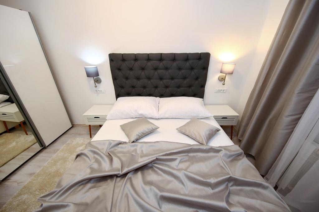 Apartments Maruna Self Check-In Zadar Exterior photo