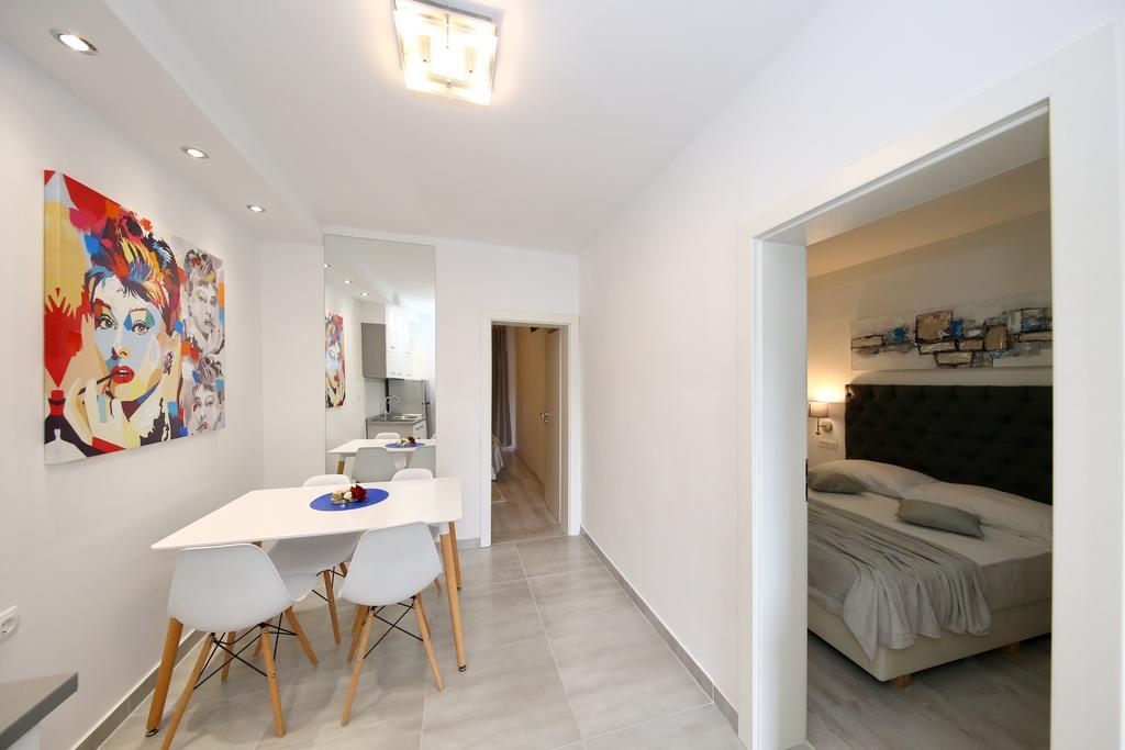 Apartments Maruna Self Check-In Zadar Exterior photo
